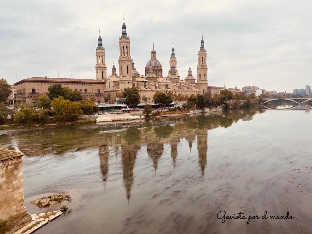 Vistas de la basílica del Pilar. 