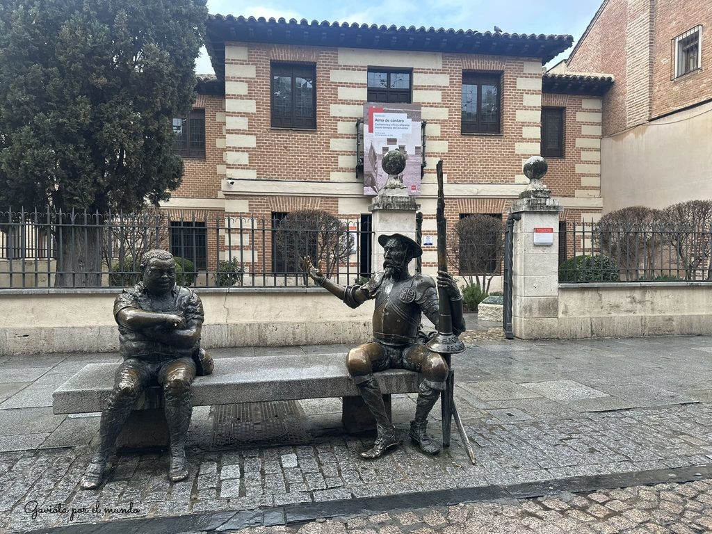 Don Quijote y Sancho Panza en Alcalá de Henares