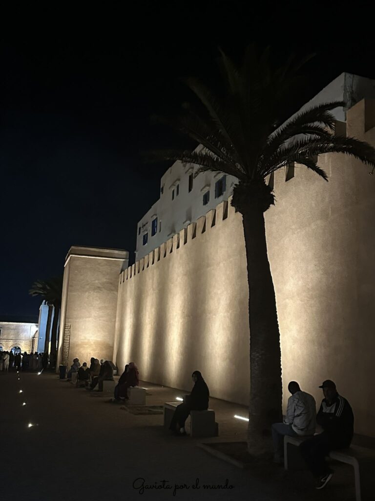 En el soco de essaouira de noche.